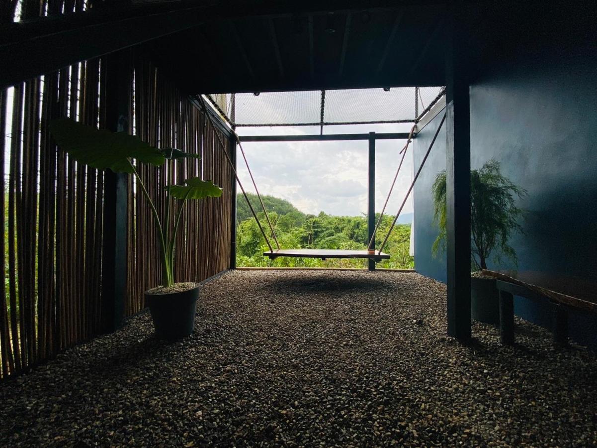 מלון Khao Sok National Park Tanoshi Glamping In Khao Sok מראה חיצוני תמונה