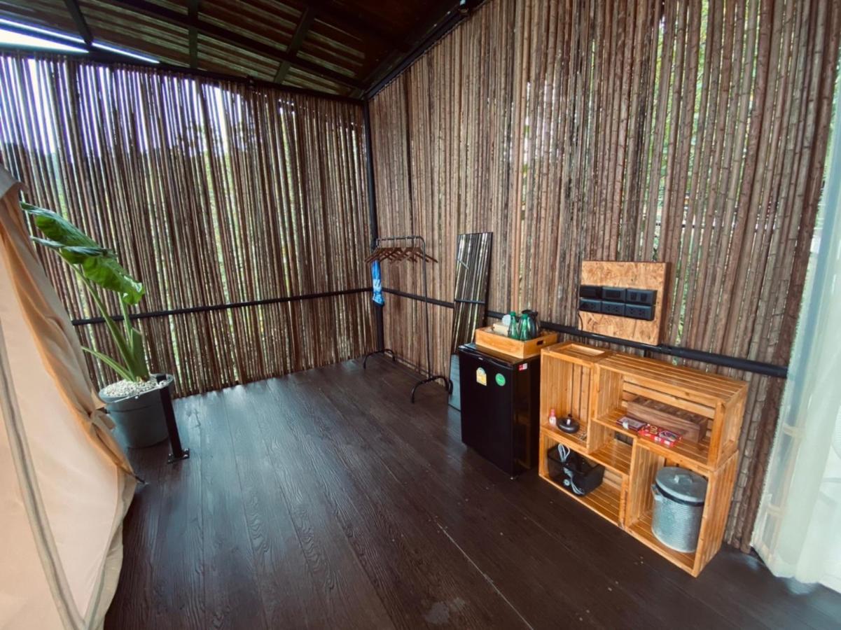 מלון Khao Sok National Park Tanoshi Glamping In Khao Sok מראה חיצוני תמונה