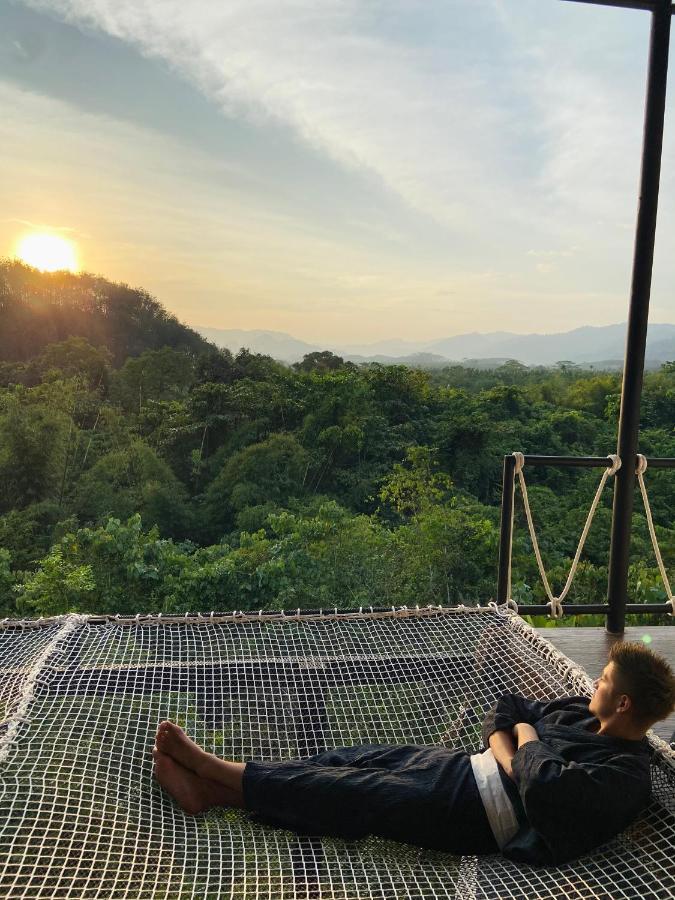 מלון Khao Sok National Park Tanoshi Glamping In Khao Sok מראה חיצוני תמונה